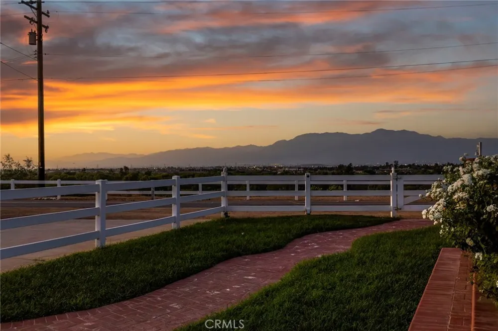 648 River Norco, CA 92860