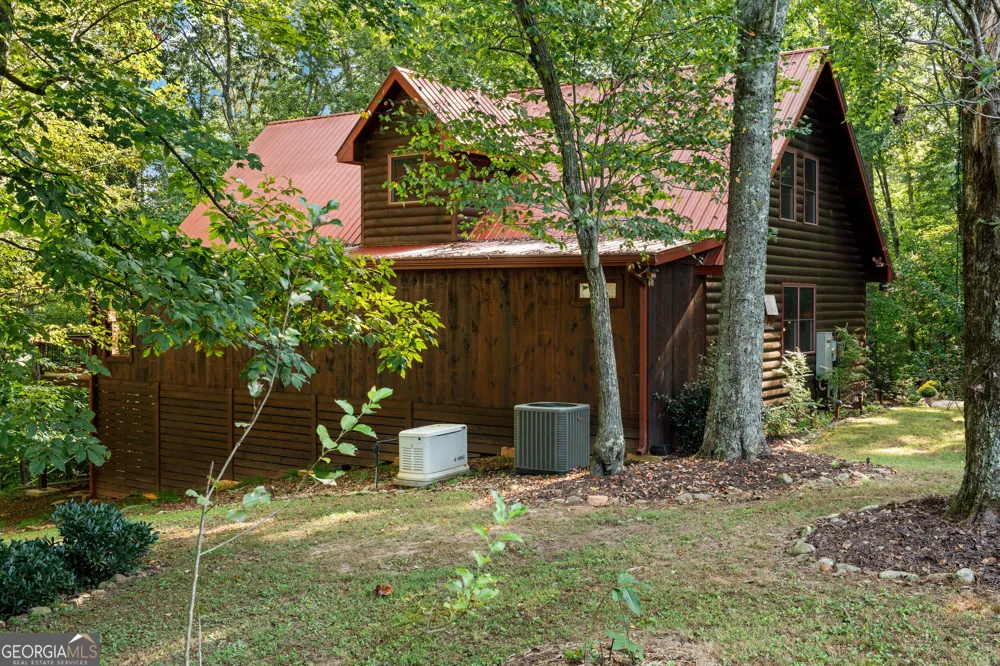 284 Major Ridge RD Blue Ridge, GA 30513