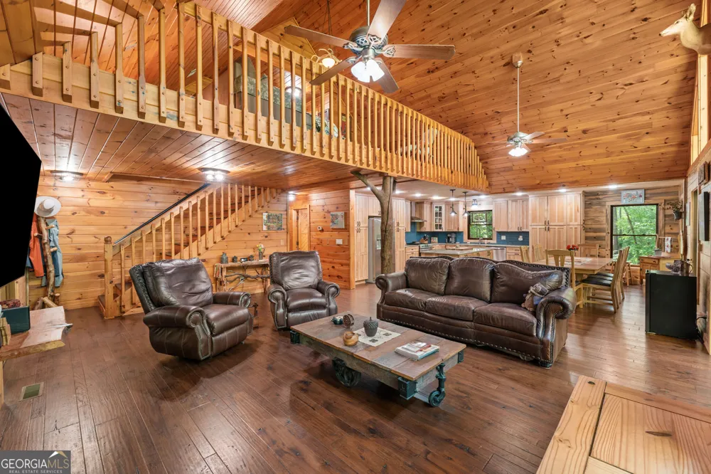 284 Major Ridge RD Blue Ridge, GA 30513