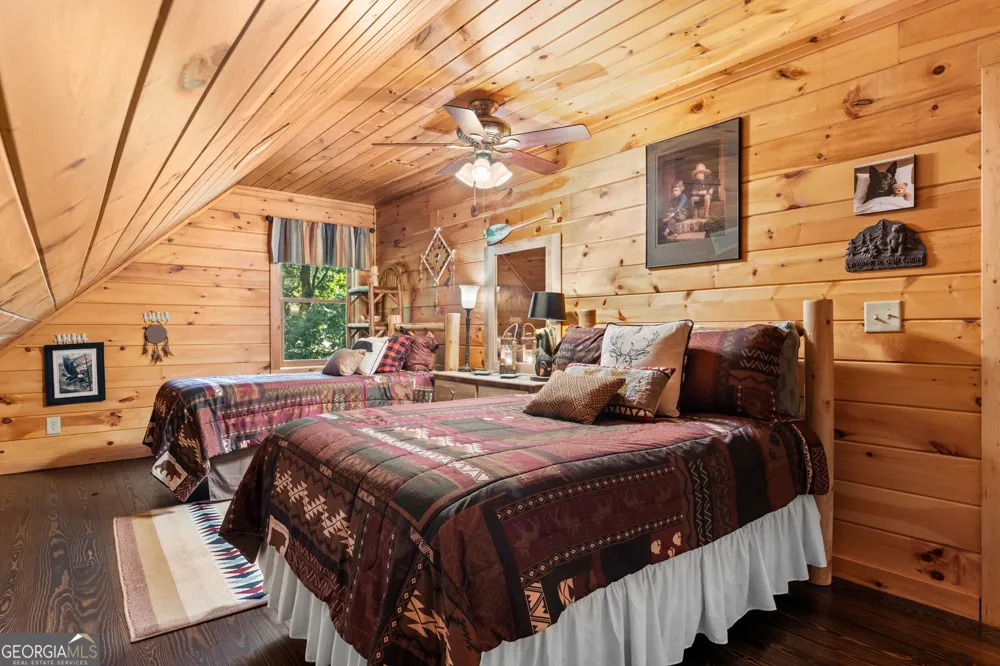 284 Major Ridge RD Blue Ridge, GA 30513