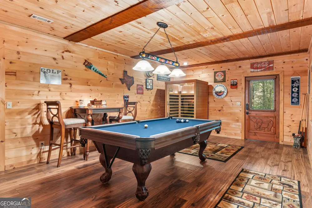 284 Major Ridge RD Blue Ridge, GA 30513