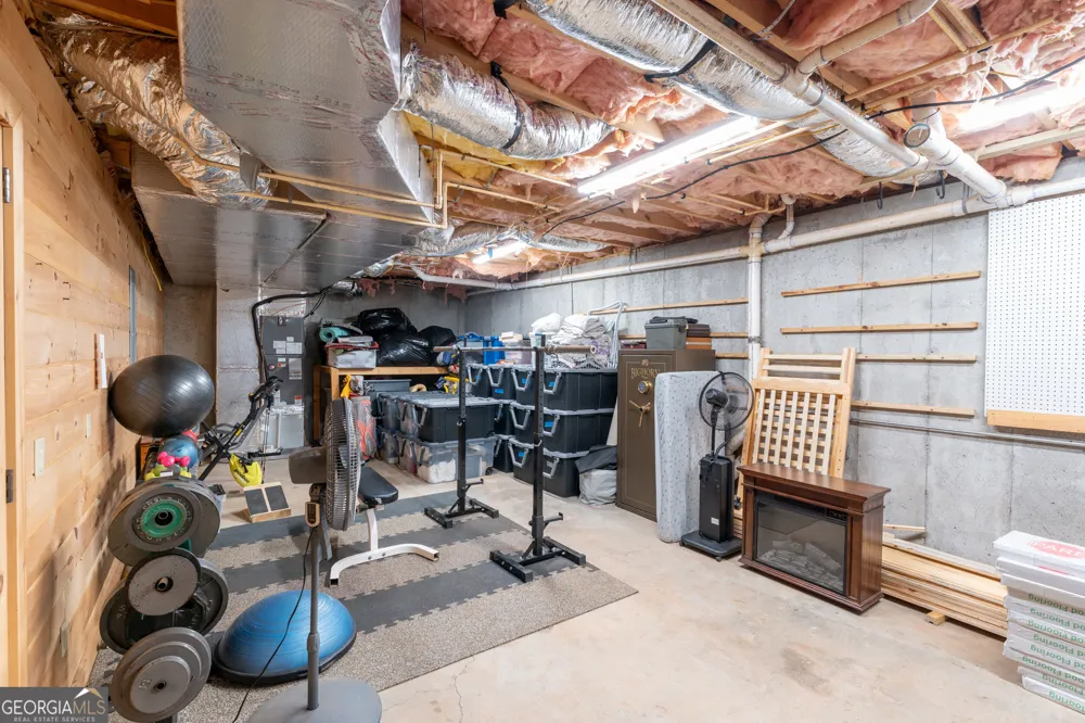 284 Major Ridge RD Blue Ridge, GA 30513