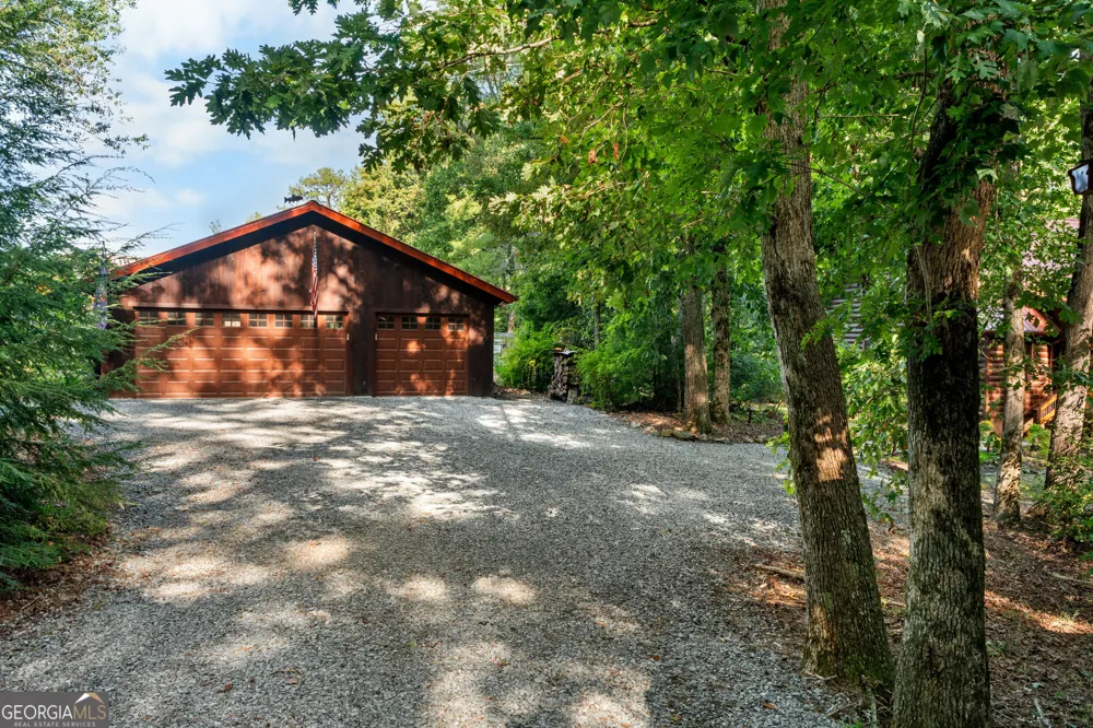 284 Major Ridge RD Blue Ridge, GA 30513