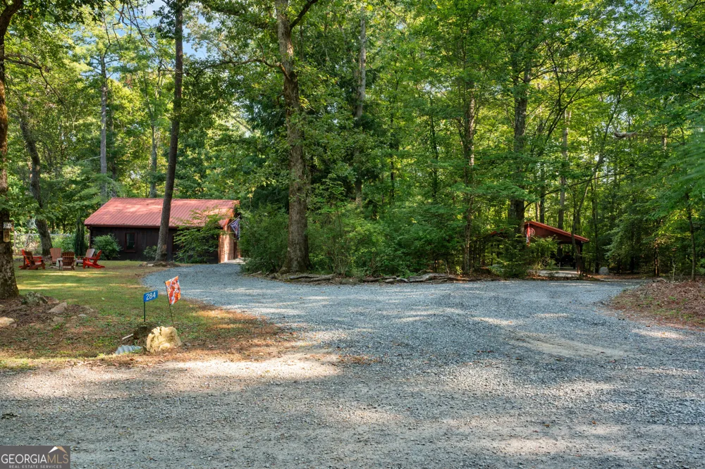 284 Major Ridge RD Blue Ridge, GA 30513