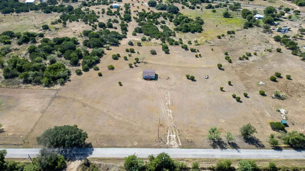10381 County Road 200 Bertram, TX 78605