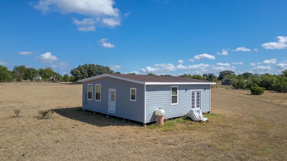 10381 County Road 200 Bertram, TX 78605