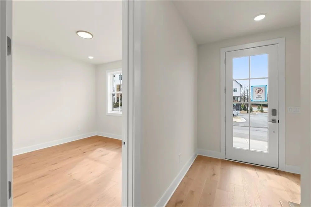 443 Mezzo Lane #94 Alpharetta, GA 30009