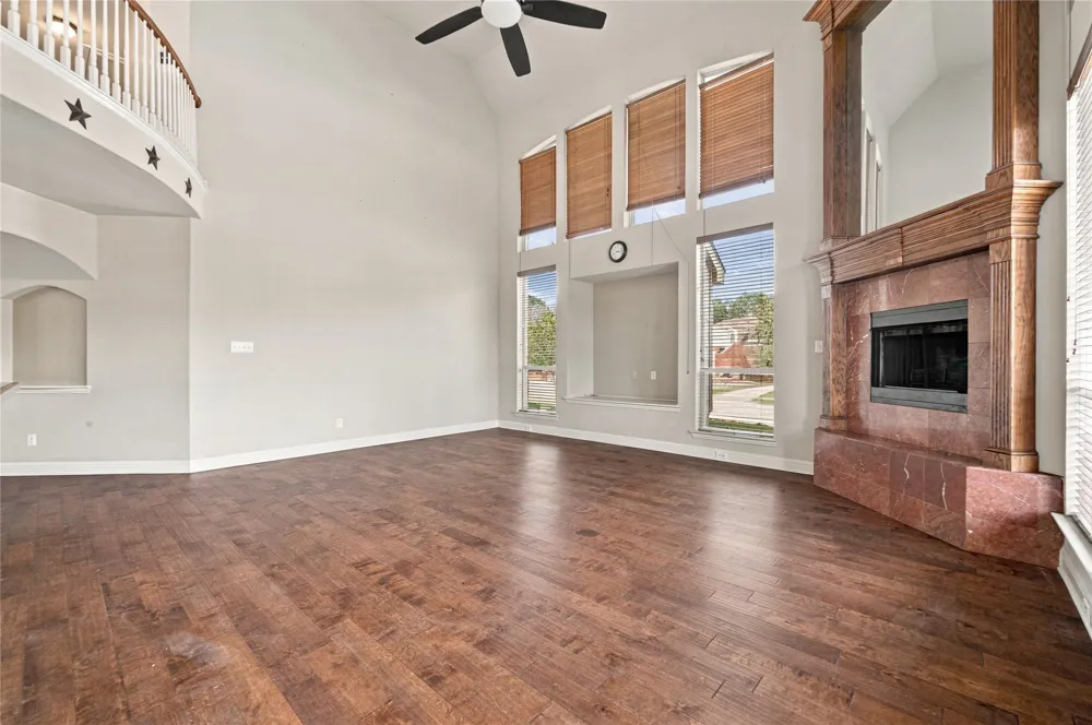 522 Basswood Trail Garland, TX 75040