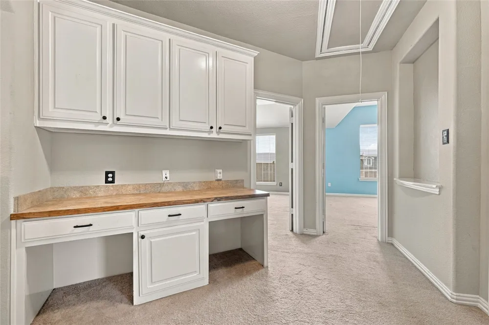 522 Basswood Trail Garland, TX 75040