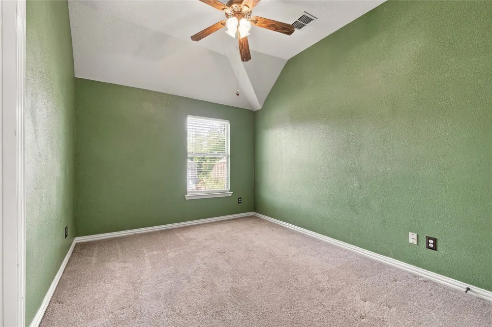 522 Basswood Trail Garland, TX 75040