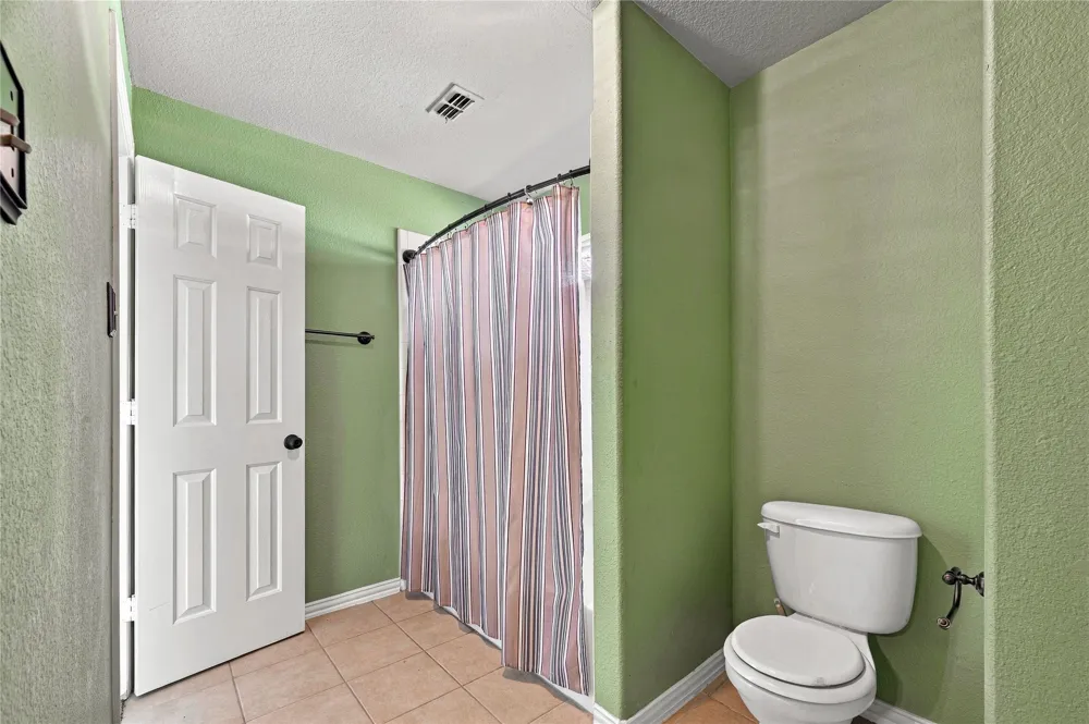 522 Basswood Trail Garland, TX 75040