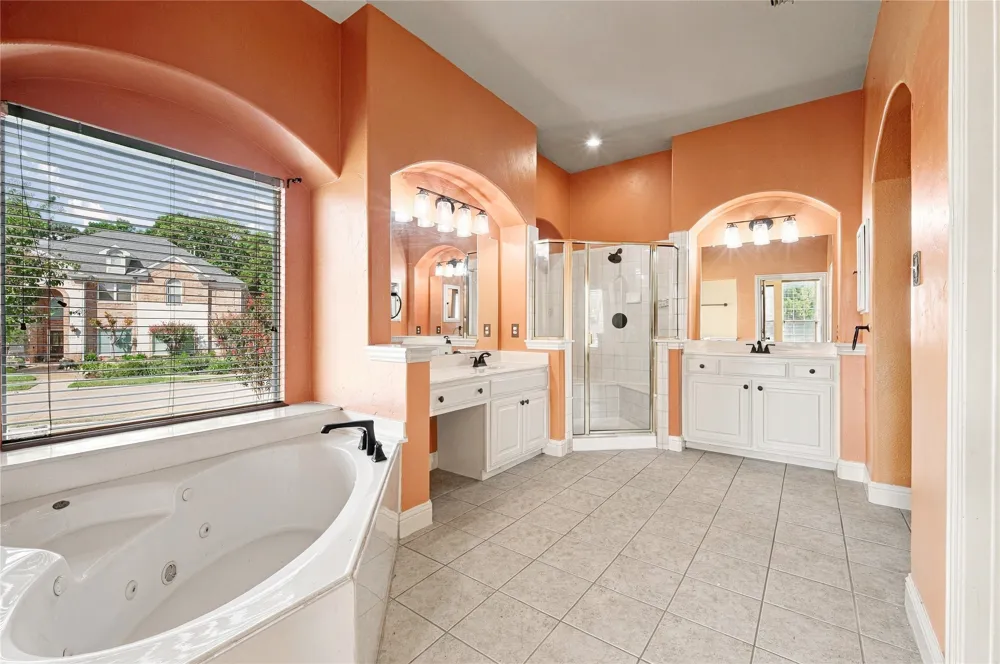 522 Basswood Trail Garland, TX 75040