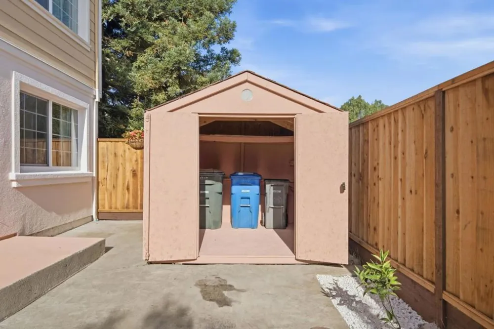 815 Daniels Avenue Vallejo, CA 94590