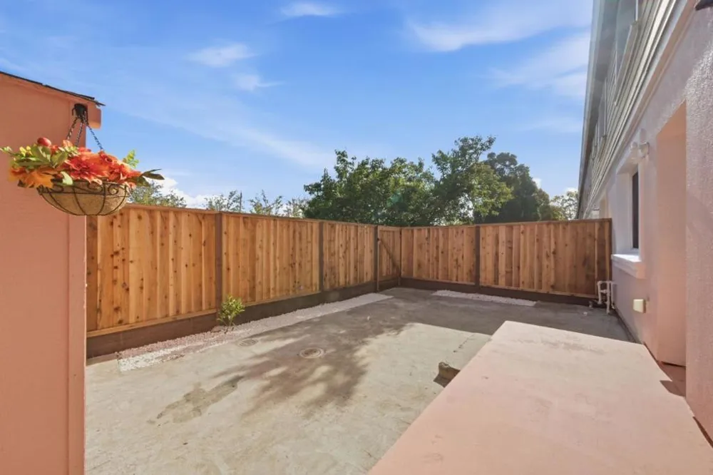 815 Daniels Avenue Vallejo, CA 94590