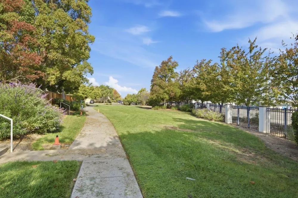815 Daniels Avenue Vallejo, CA 94590