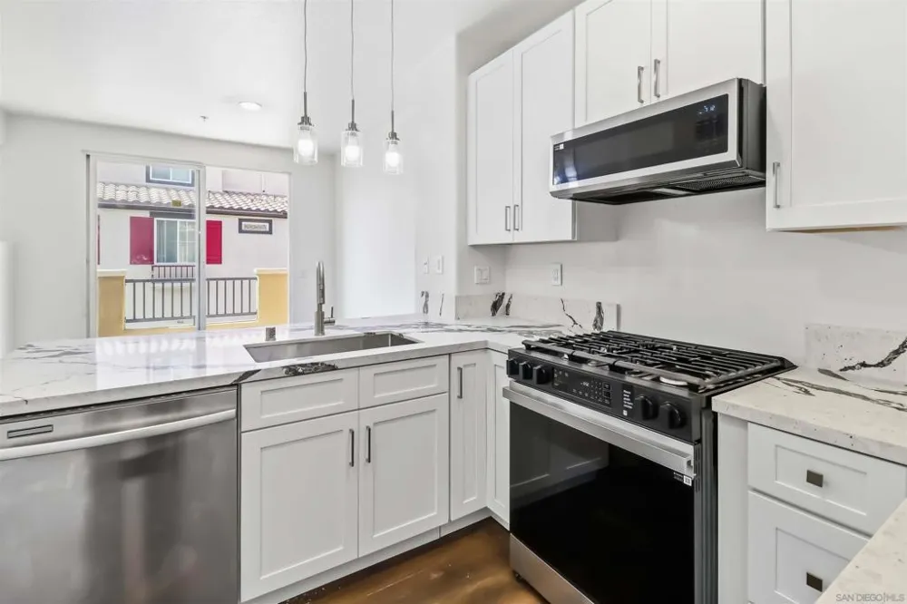 1479 Paseo Aurora San Diego, CA 92154