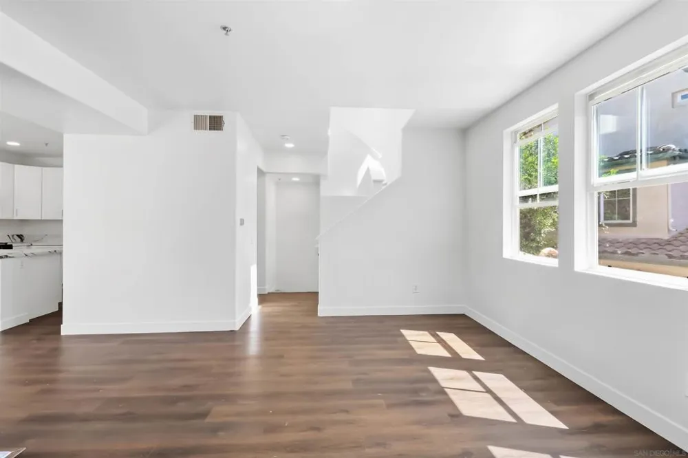 1479 Paseo Aurora San Diego, CA 92154