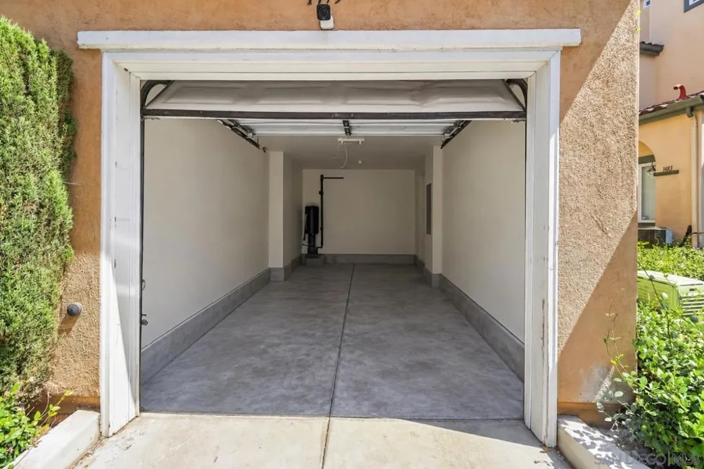 1479 Paseo Aurora San Diego, CA 92154
