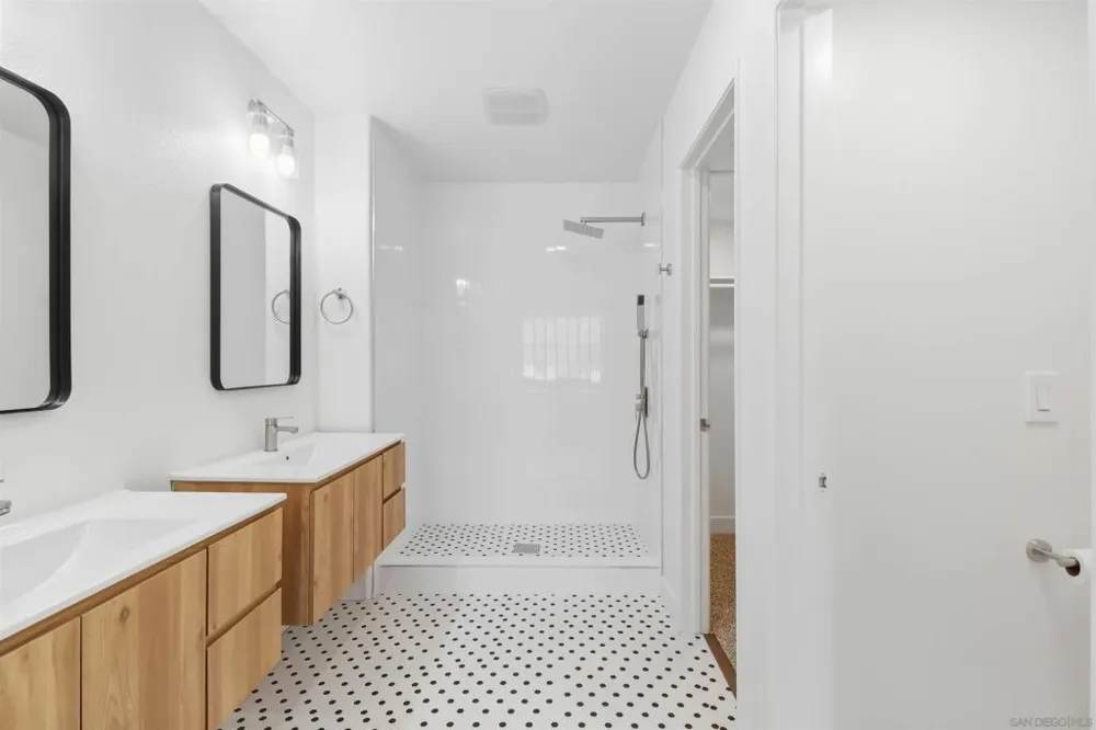 1479 Paseo Aurora San Diego, CA 92154