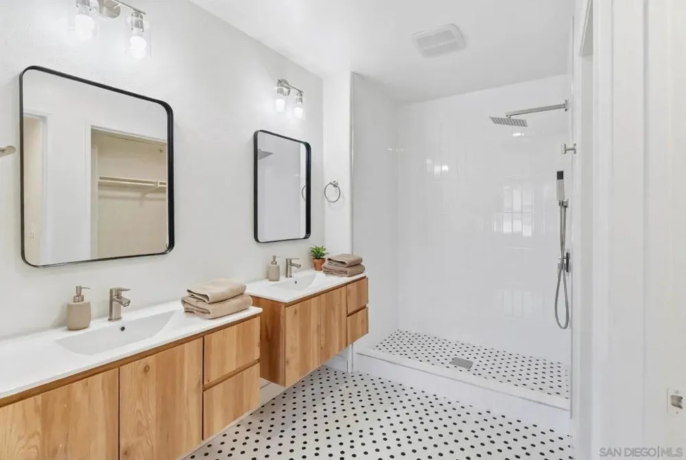 1479 Paseo Aurora San Diego, CA 92154