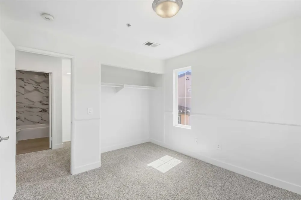 1479 Paseo Aurora San Diego, CA 92154