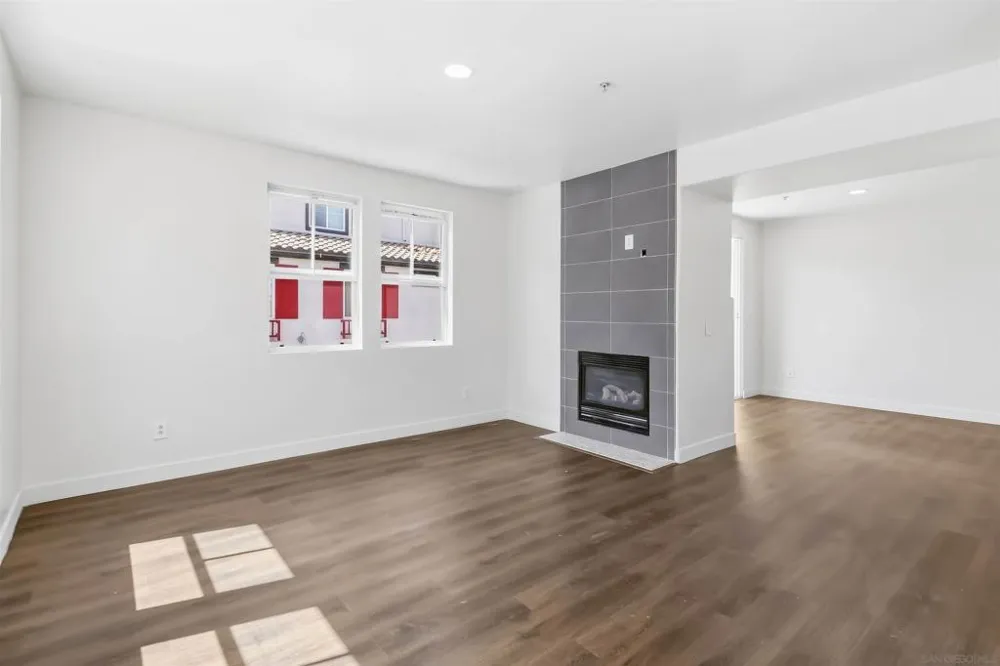 1479 Paseo Aurora San Diego, CA 92154