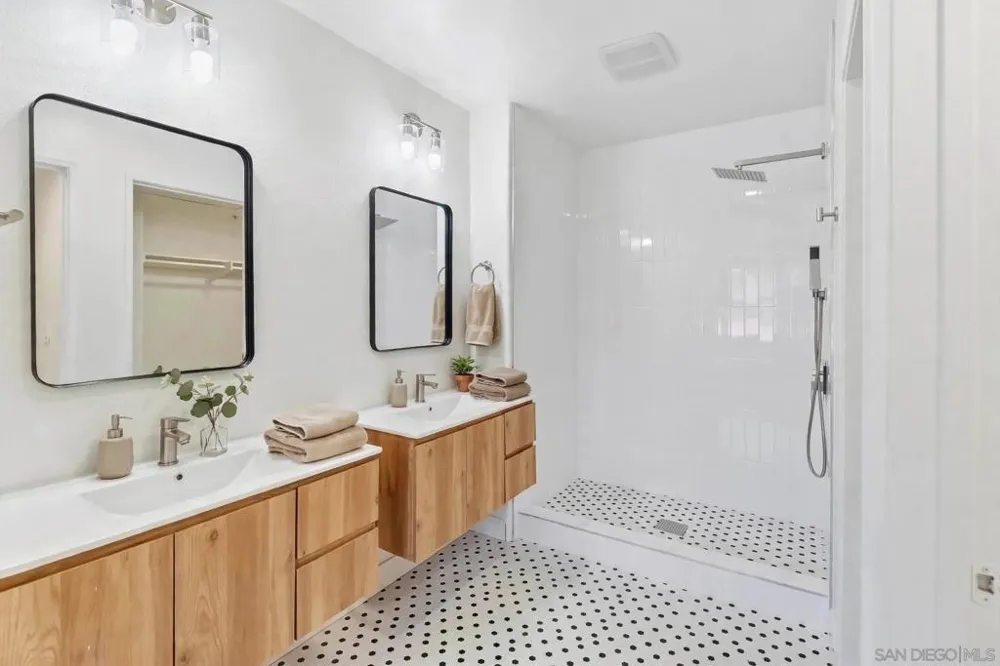 1479 Paseo Aurora San Diego, CA 92154