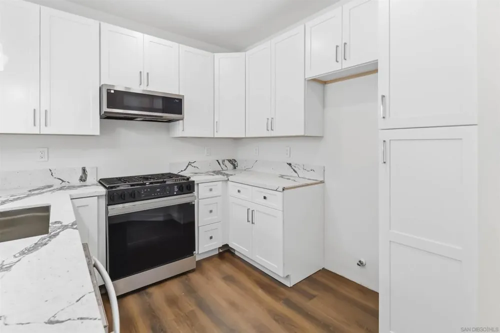 1479 Paseo Aurora San Diego, CA 92154