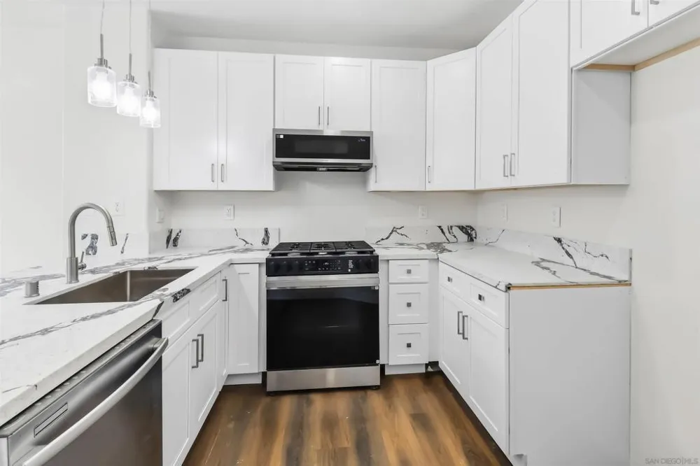1479 Paseo Aurora San Diego, CA 92154
