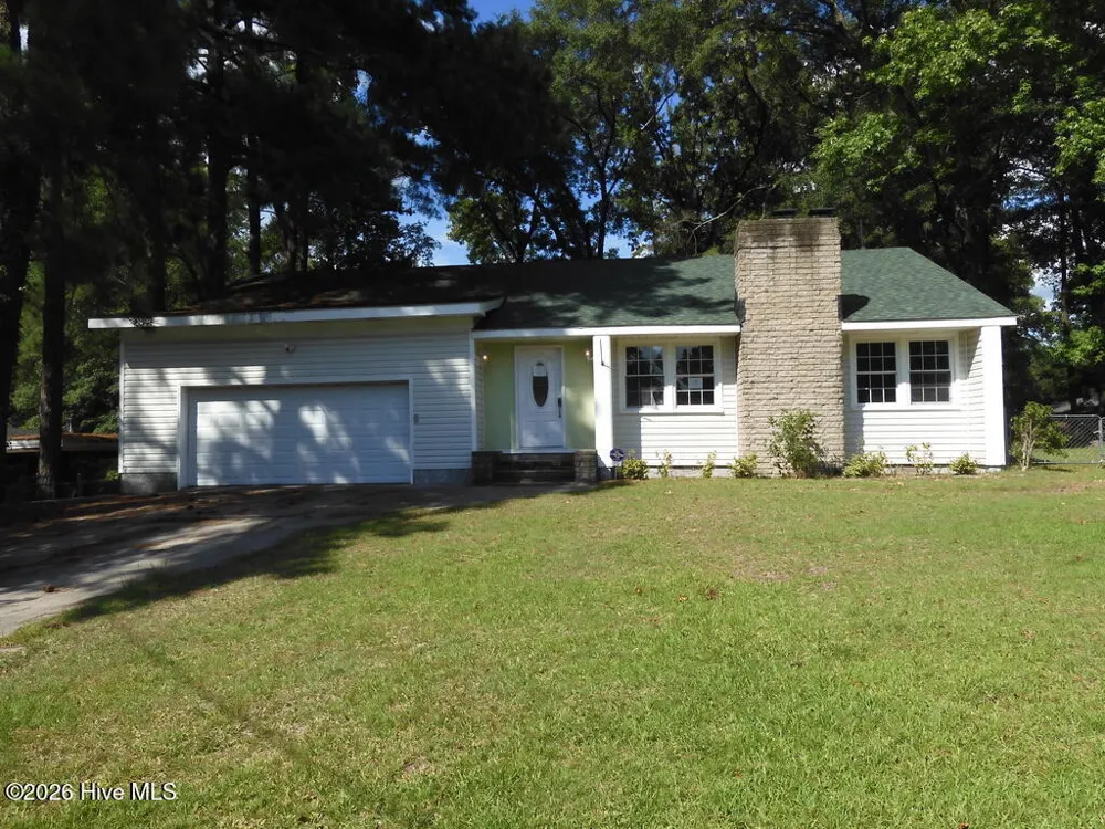 112 Fairlane Road Greenville, NC 27834