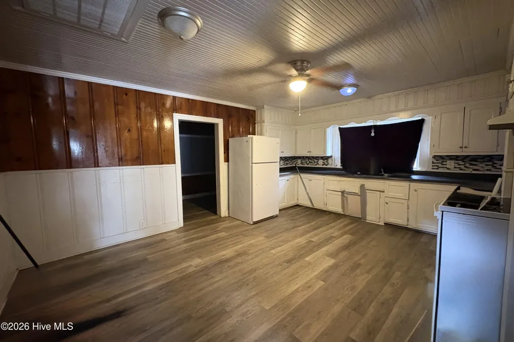 51 Oak Street Brunswick, NC 28424
