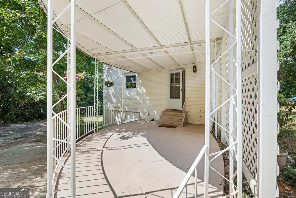 107 Ridgecrest RD LaGrange, GA 30240