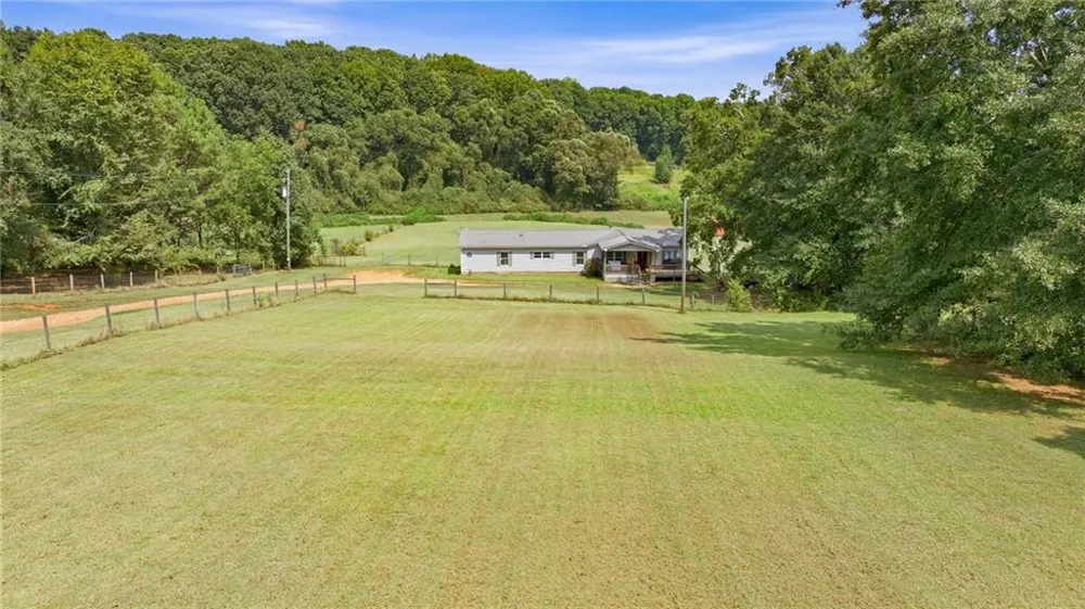 4597 Highway 334 Commerce, GA 30530