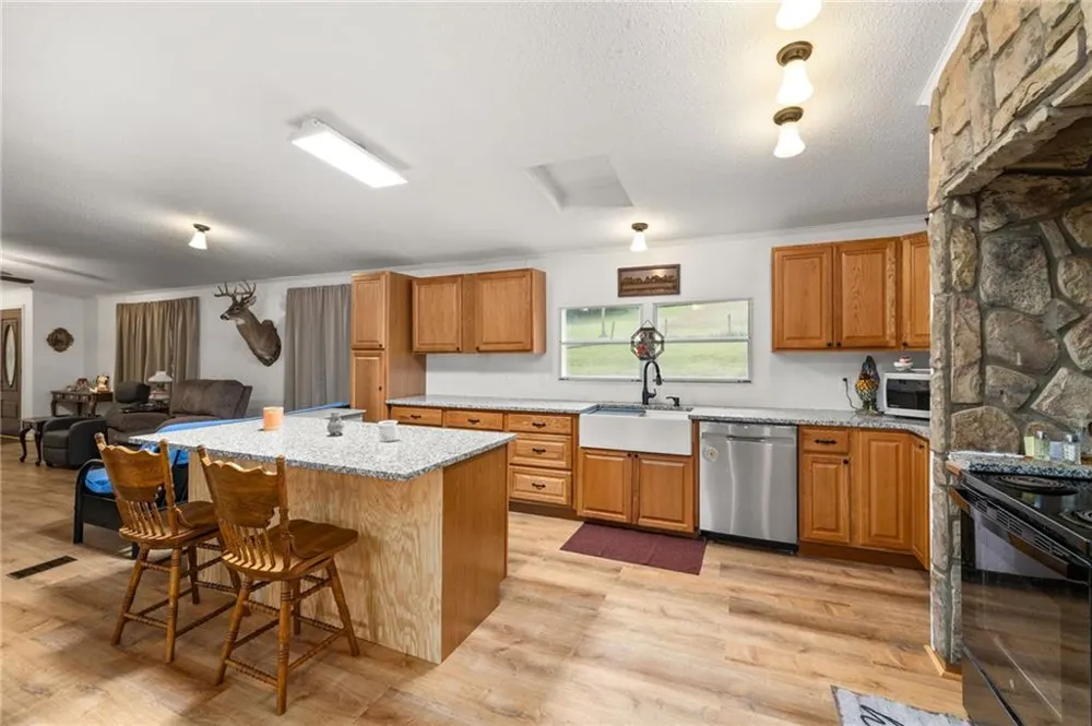 4597 Highway 334 Commerce, GA 30530