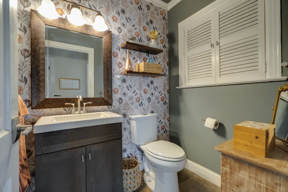 4637 Calmont Avenue Fort Worth, TX 76107