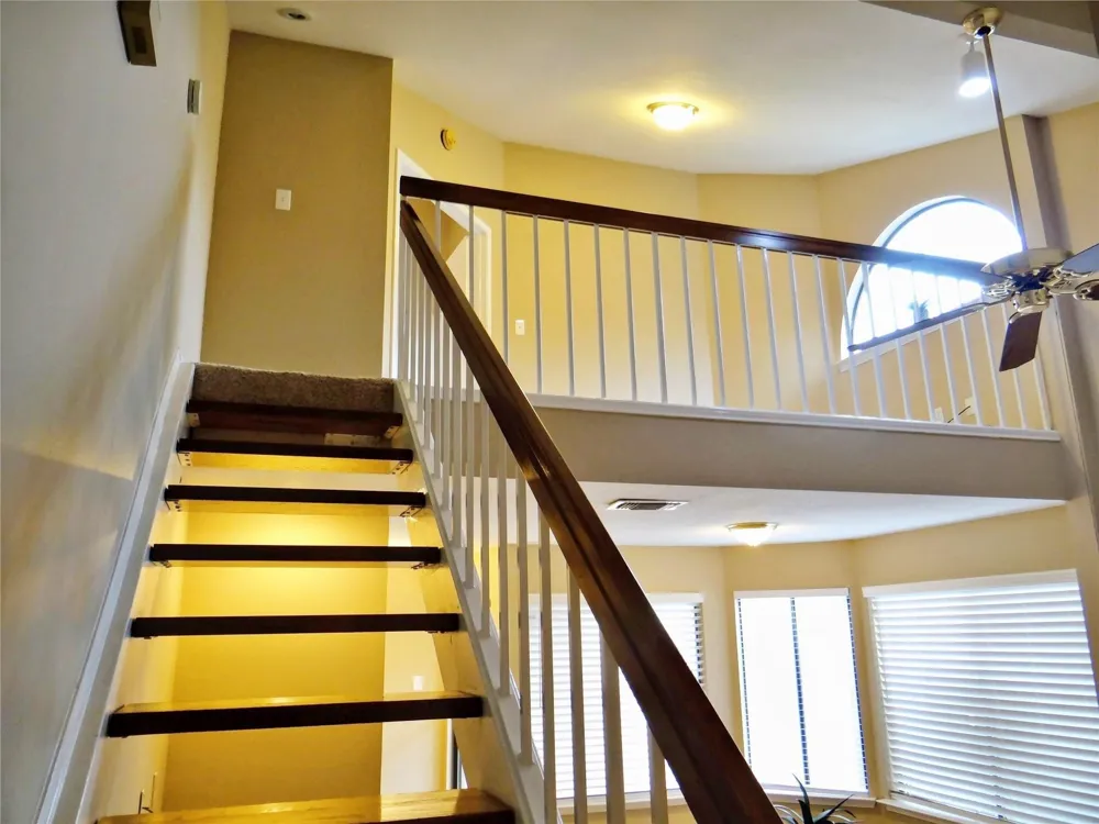 517 Ranch Trail #127 Irving, TX 75063