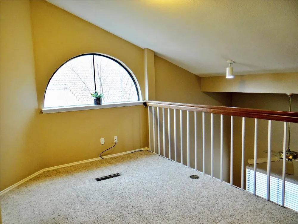 517 Ranch Trail #127 Irving, TX 75063