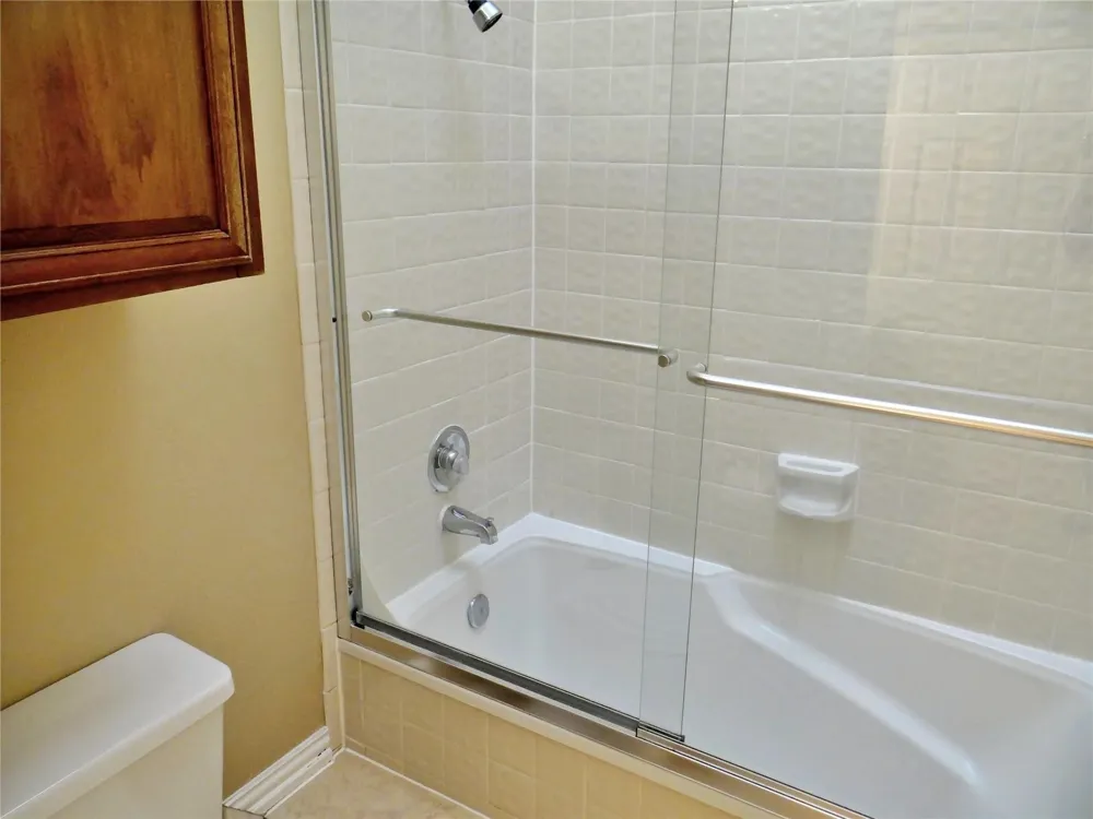 517 Ranch Trail #127 Irving, TX 75063