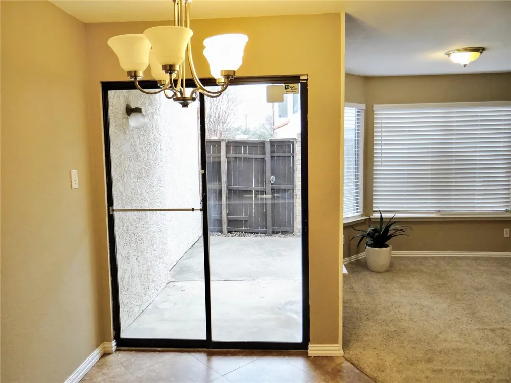 517 Ranch Trail #127 Irving, TX 75063
