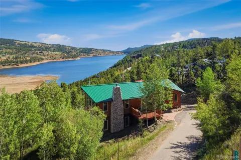 107 Ponderosa Drive