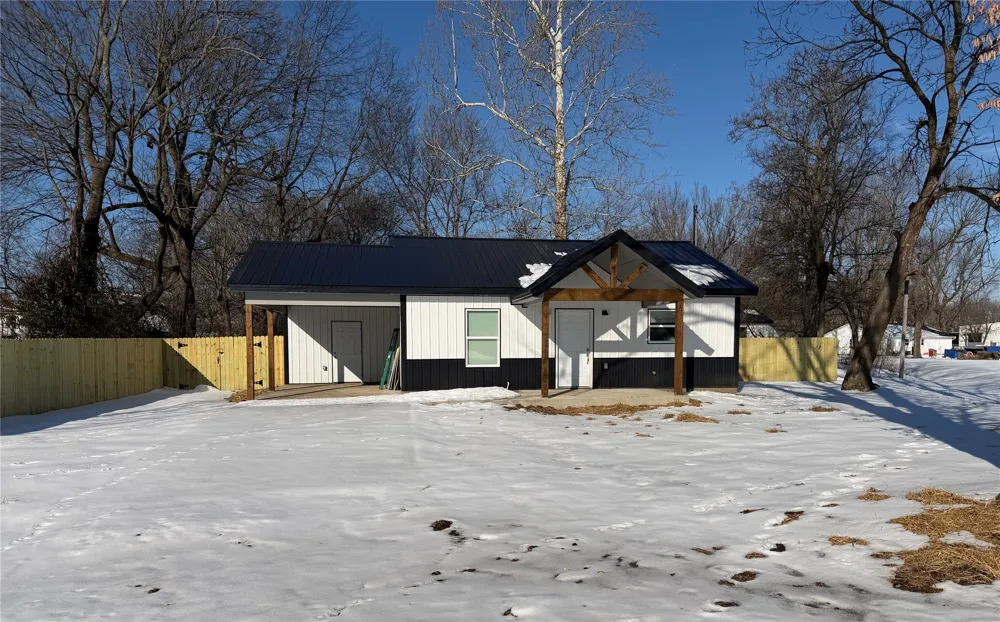 1189 S 1st Westville, OK 74965