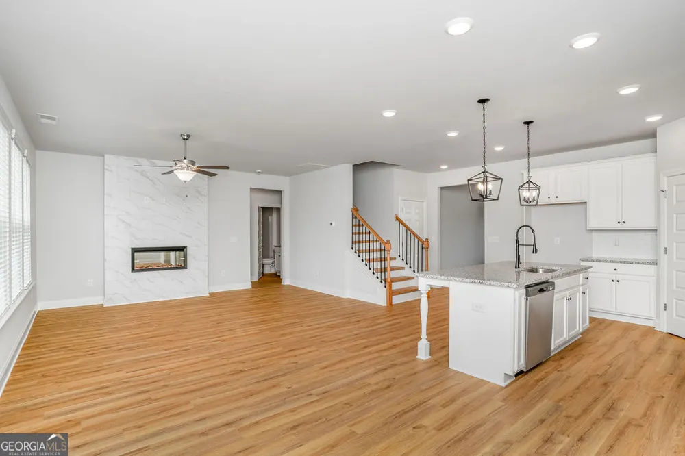 5080 Tower View TRL Snellville, GA 30039