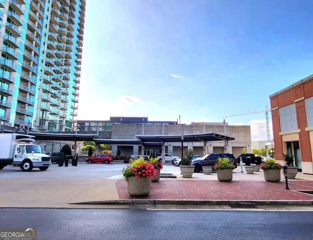 361 17th ST NW Atlanta, GA 30363