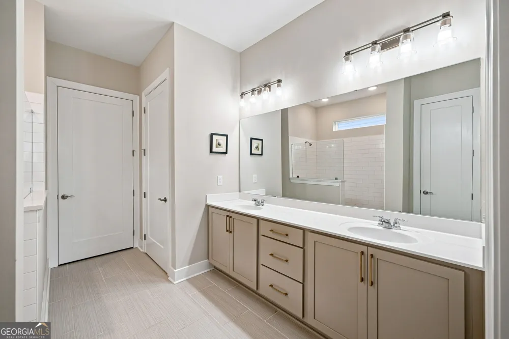 6799 Welcome RD Flowery Branch, GA 30542