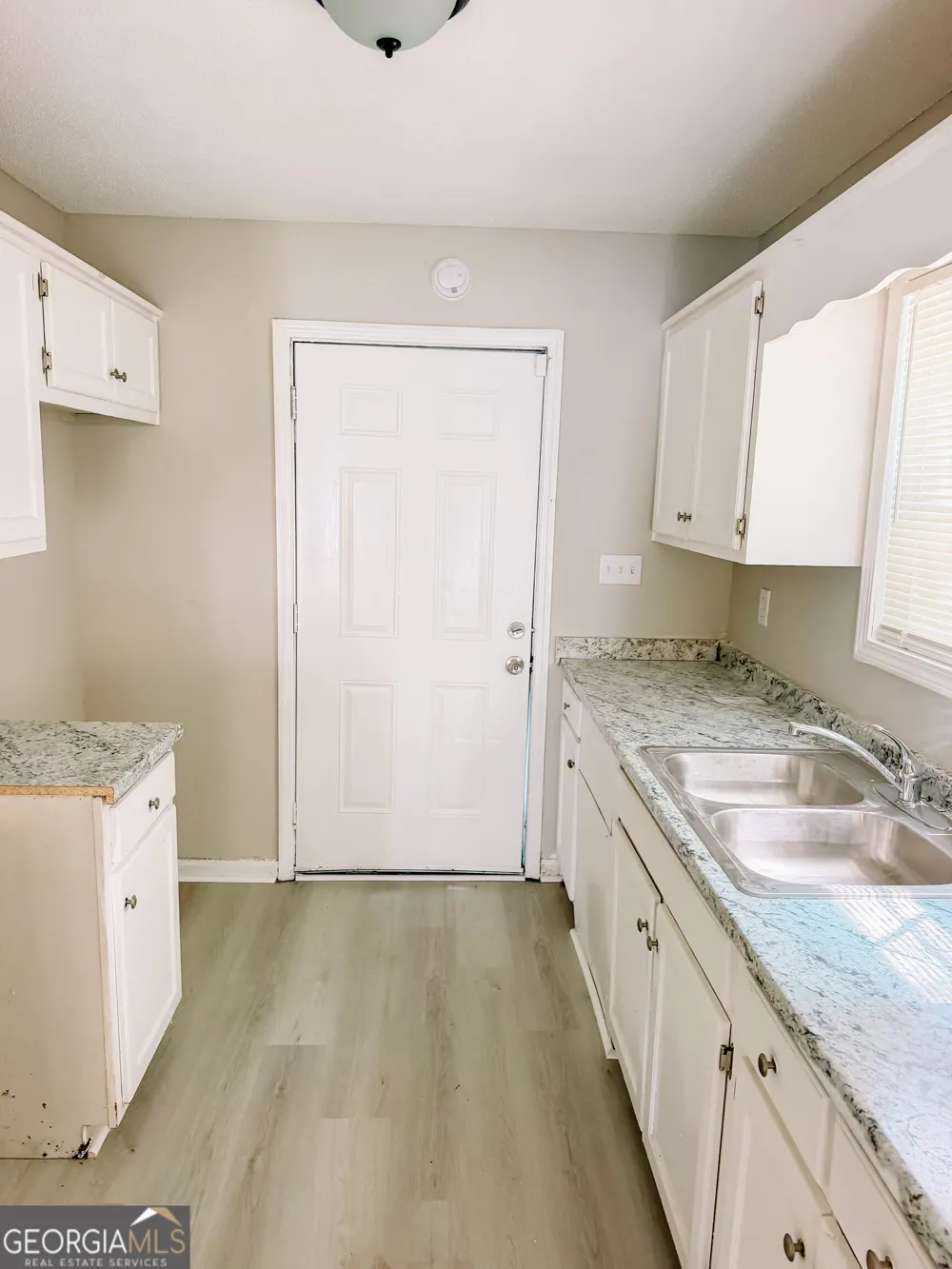2966 Blount ST Macon, GA 31206