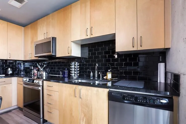 361 17th Street NW #909 Atlanta, GA 30363