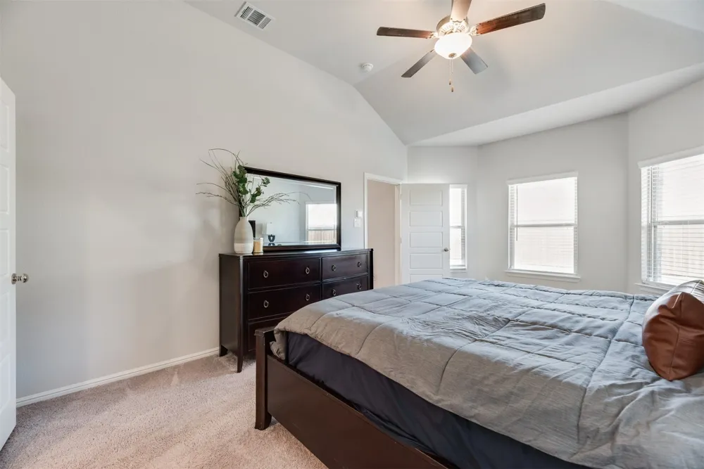 14137 Birch Farm Drive Pilot Point, TX 76258