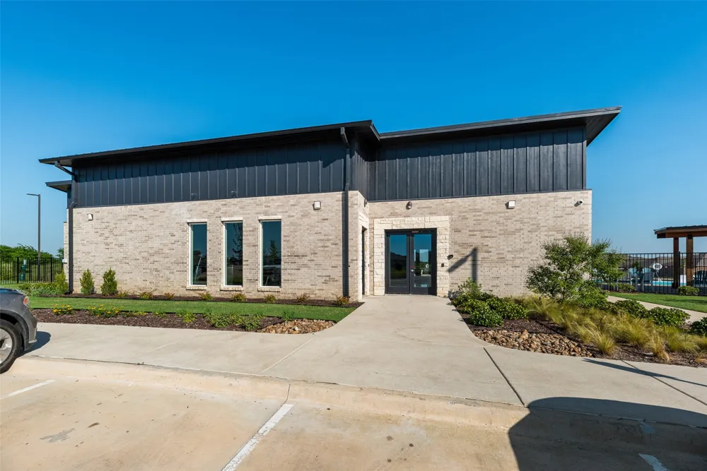 14137 Birch Farm Drive Pilot Point, TX 76258