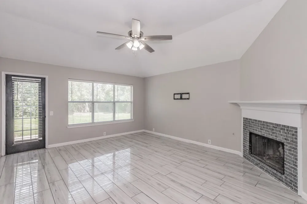 1211 Marshall Drive Euless, TX 76039
