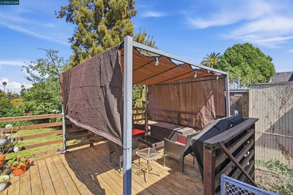 322 Coghlan St Vallejo, CA 94590